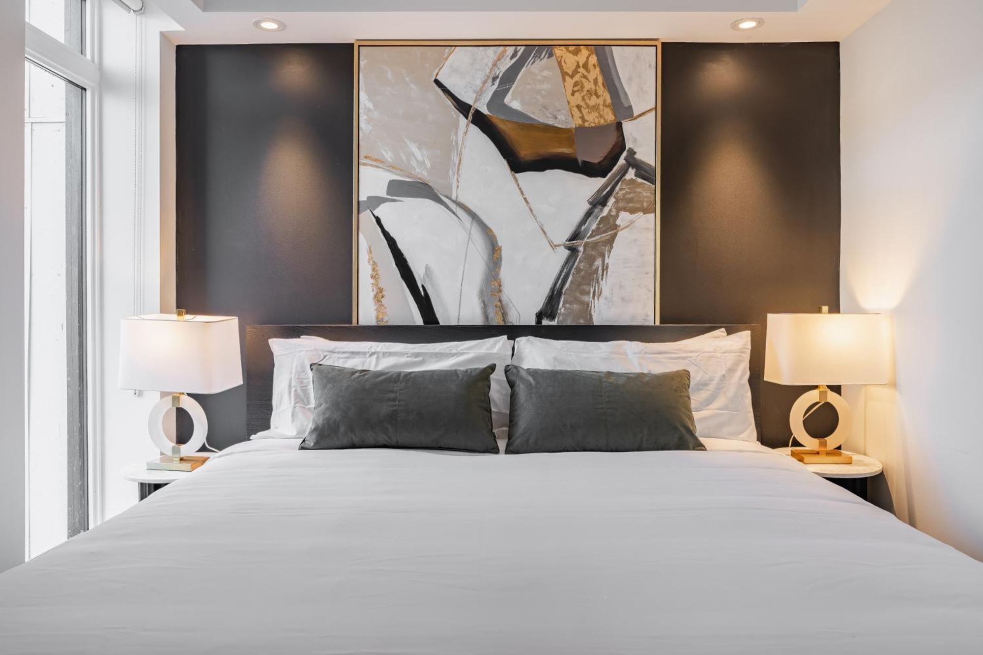 Westview Luxury Suites Оттава Экстерьер фото