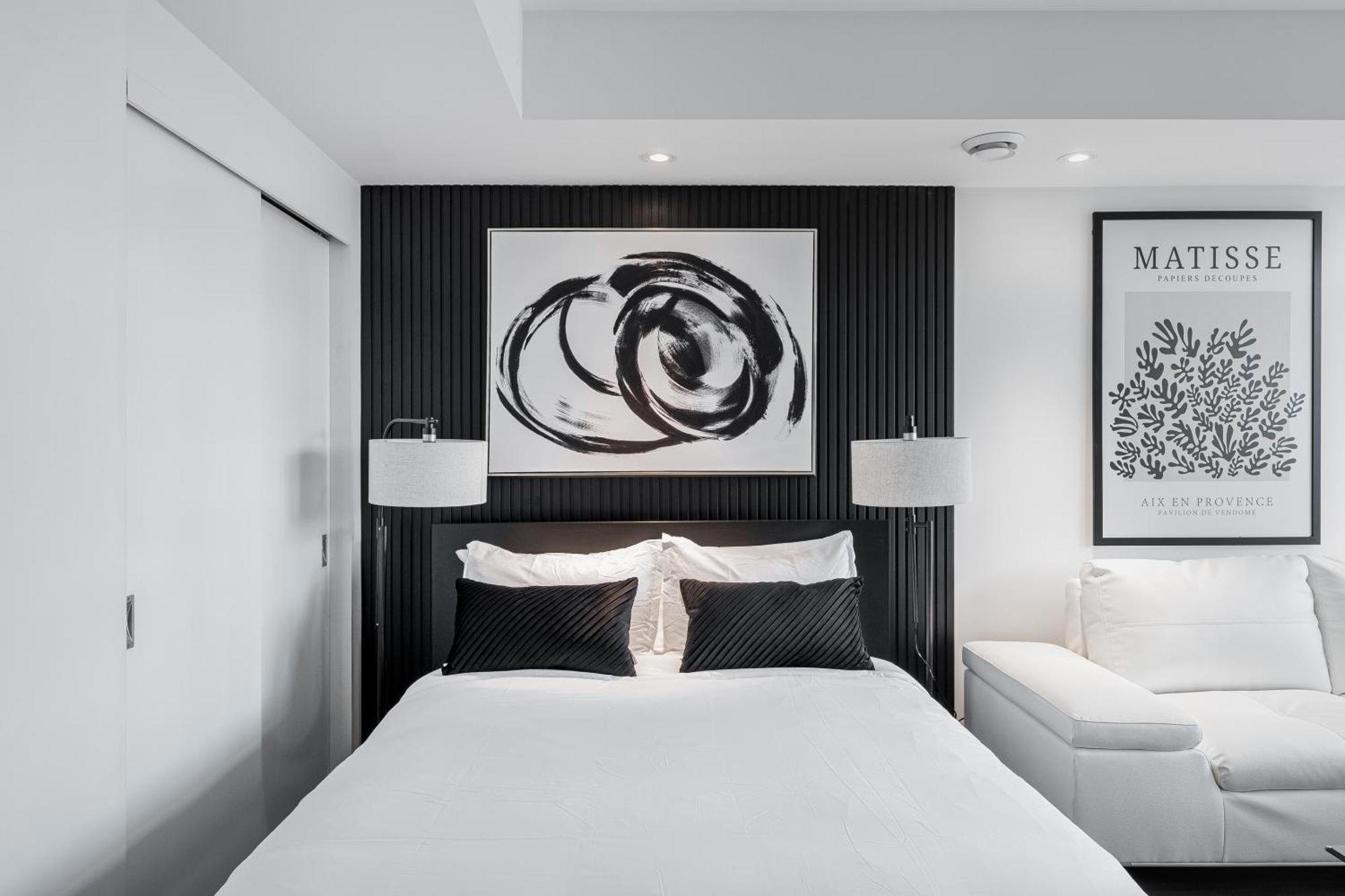 Westview Luxury Suites Оттава Экстерьер фото