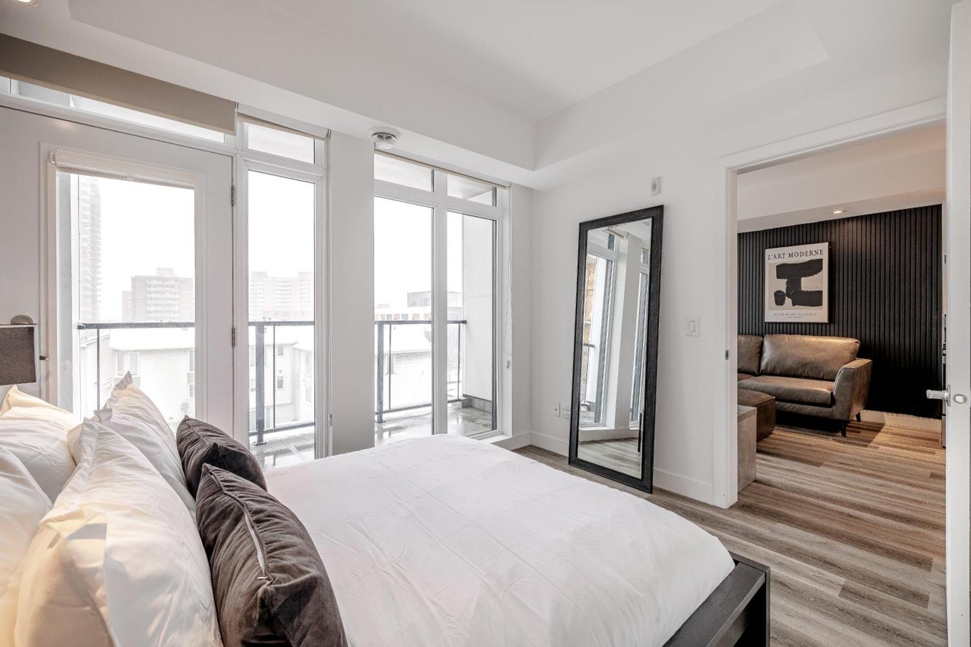 Westview Luxury Suites Оттава Экстерьер фото