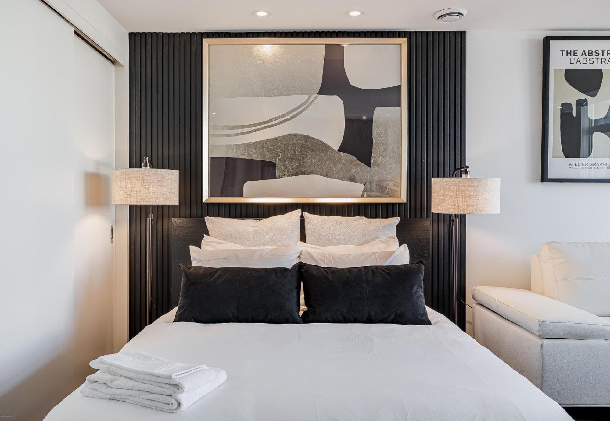 Westview Luxury Suites Оттава Экстерьер фото