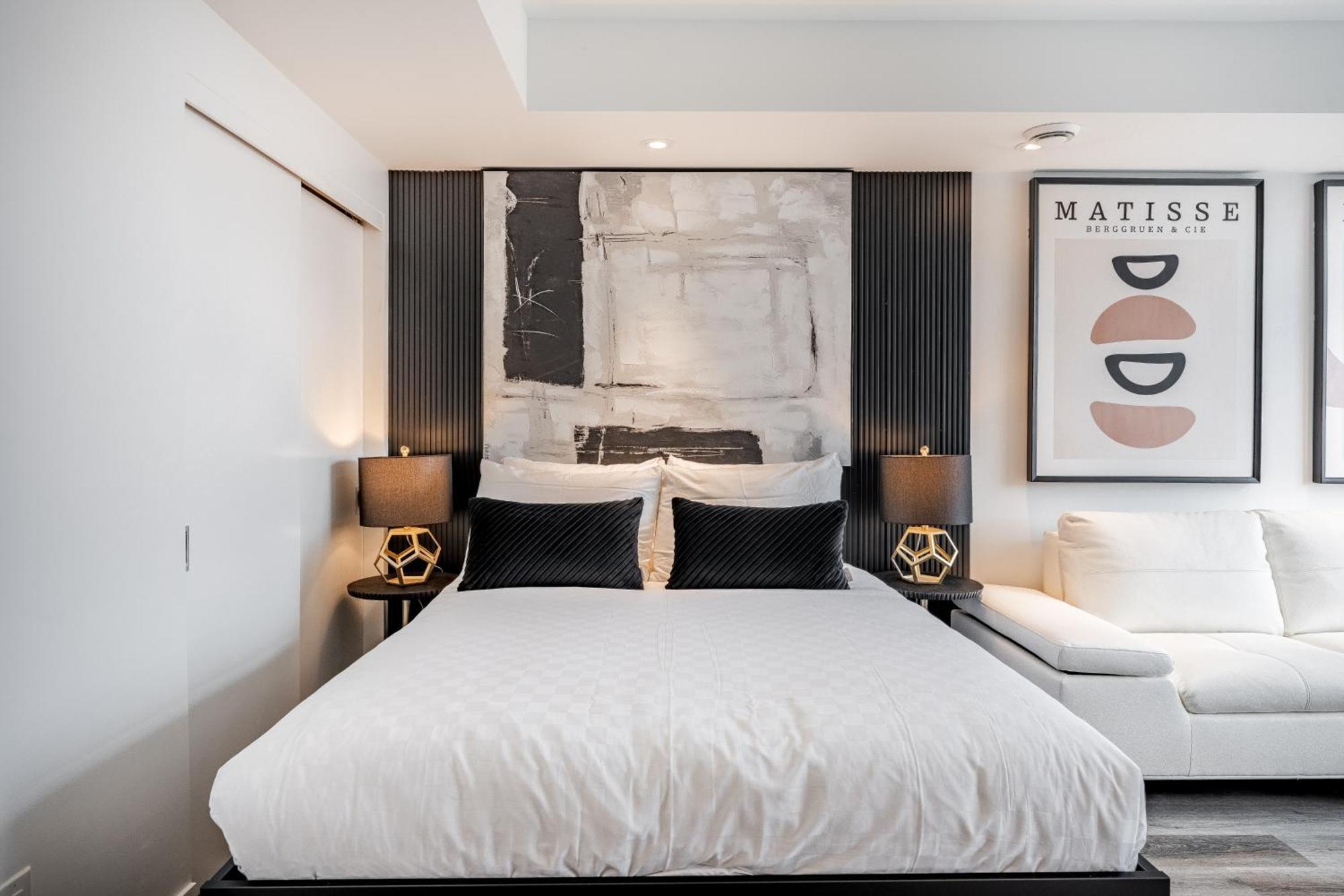 Westview Luxury Suites Оттава Экстерьер фото