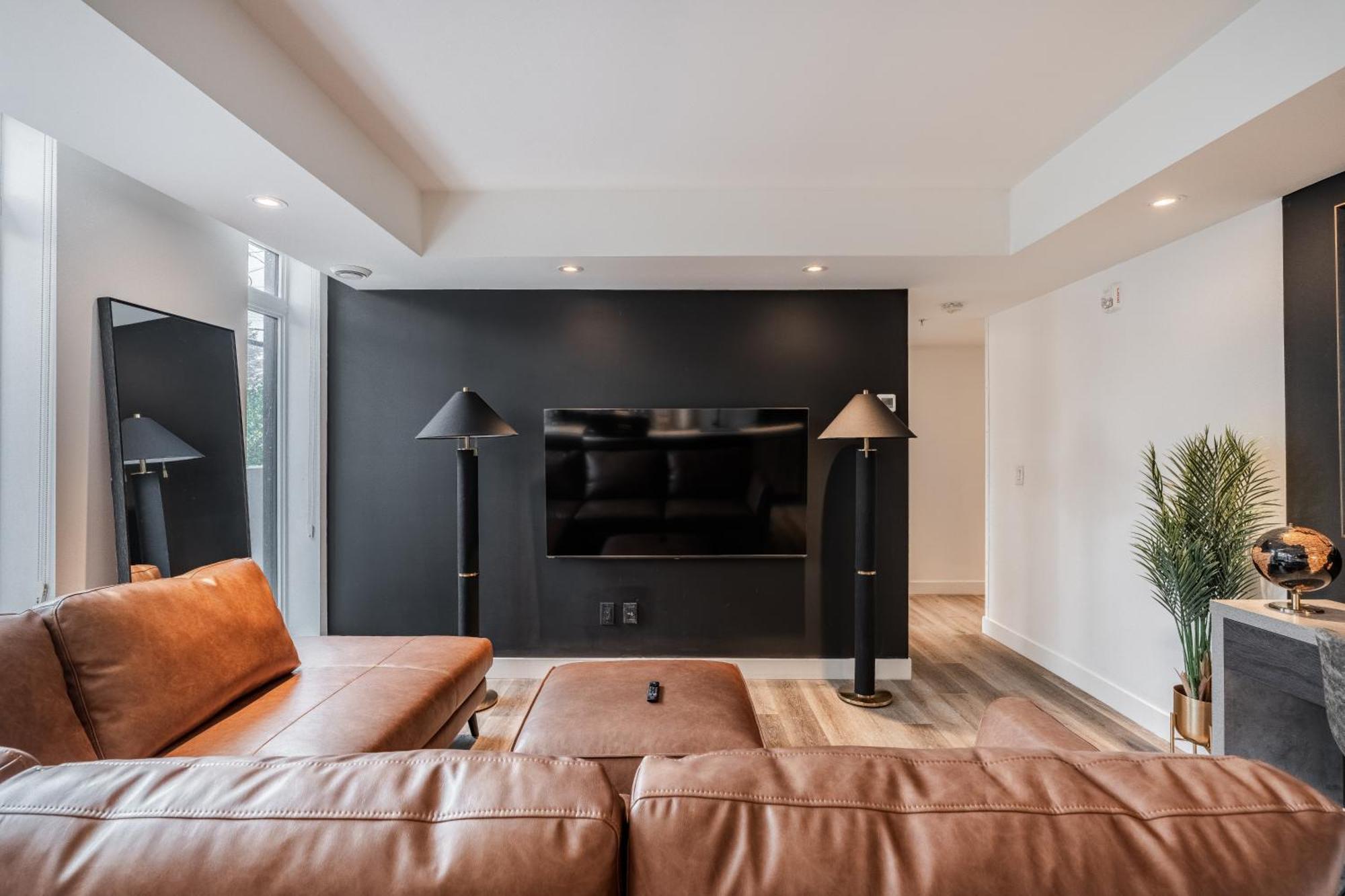 Westview Luxury Suites Оттава Экстерьер фото
