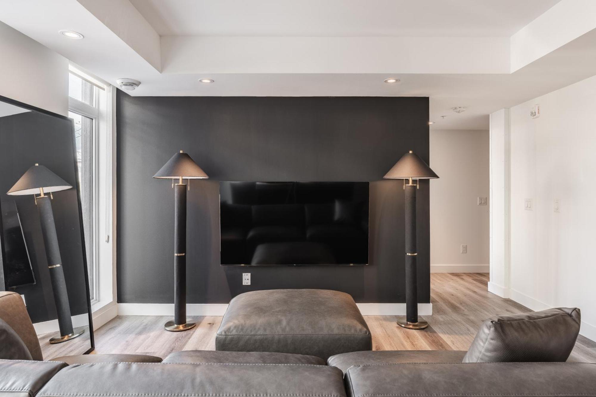 Westview Luxury Suites Оттава Экстерьер фото