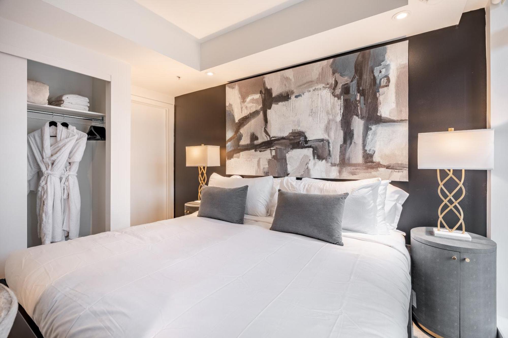 Westview Luxury Suites Оттава Экстерьер фото